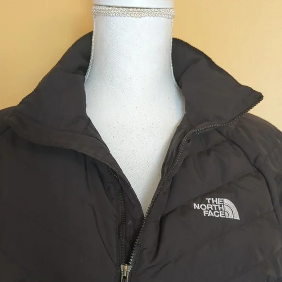 The North Face 550 Flare Goose Down Black Zip Jacket Size SP - Picture 8 of 16